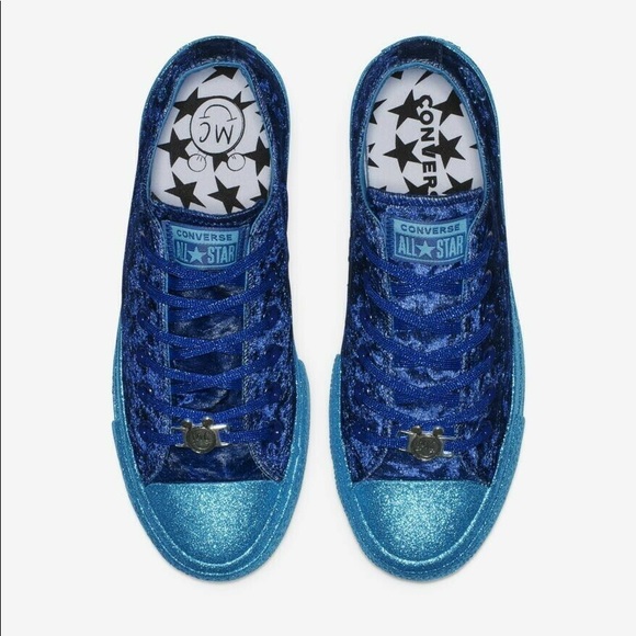 CONVERSE MILEY CYRUS WOMENS CHUCK TAYLOR BLUE - Picture 4 of 7